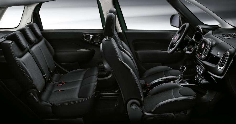 Интерьер Fiat 500L Cross (330) 2017 года  (фото 9 из 39)